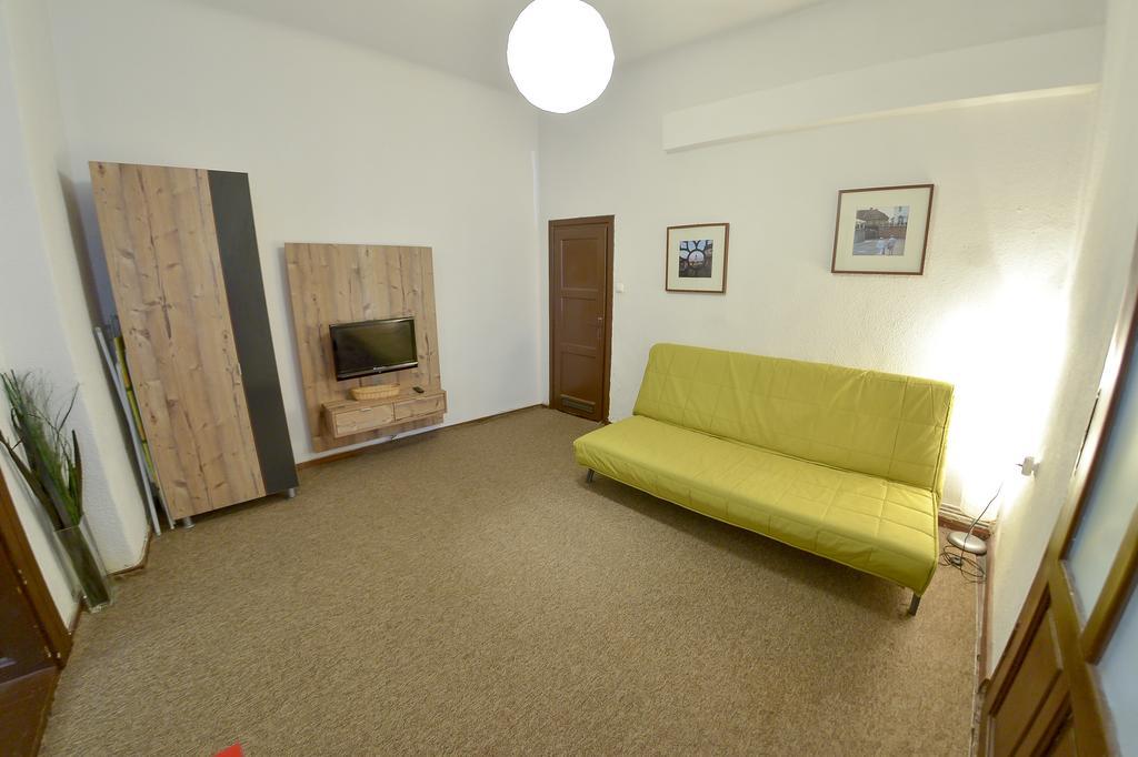 Apartment Gabriel Sibiu Esterno foto